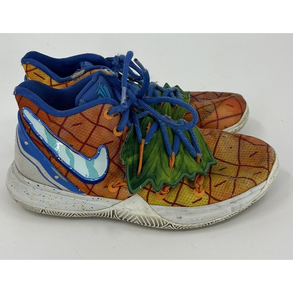 Nike Kyrie Youth Size 4 CJ7227-800 Spongebob Basketball Shoes Sneakers